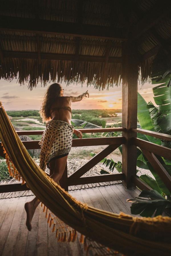 Vila Aty Lodge Атинс Екстериор снимка