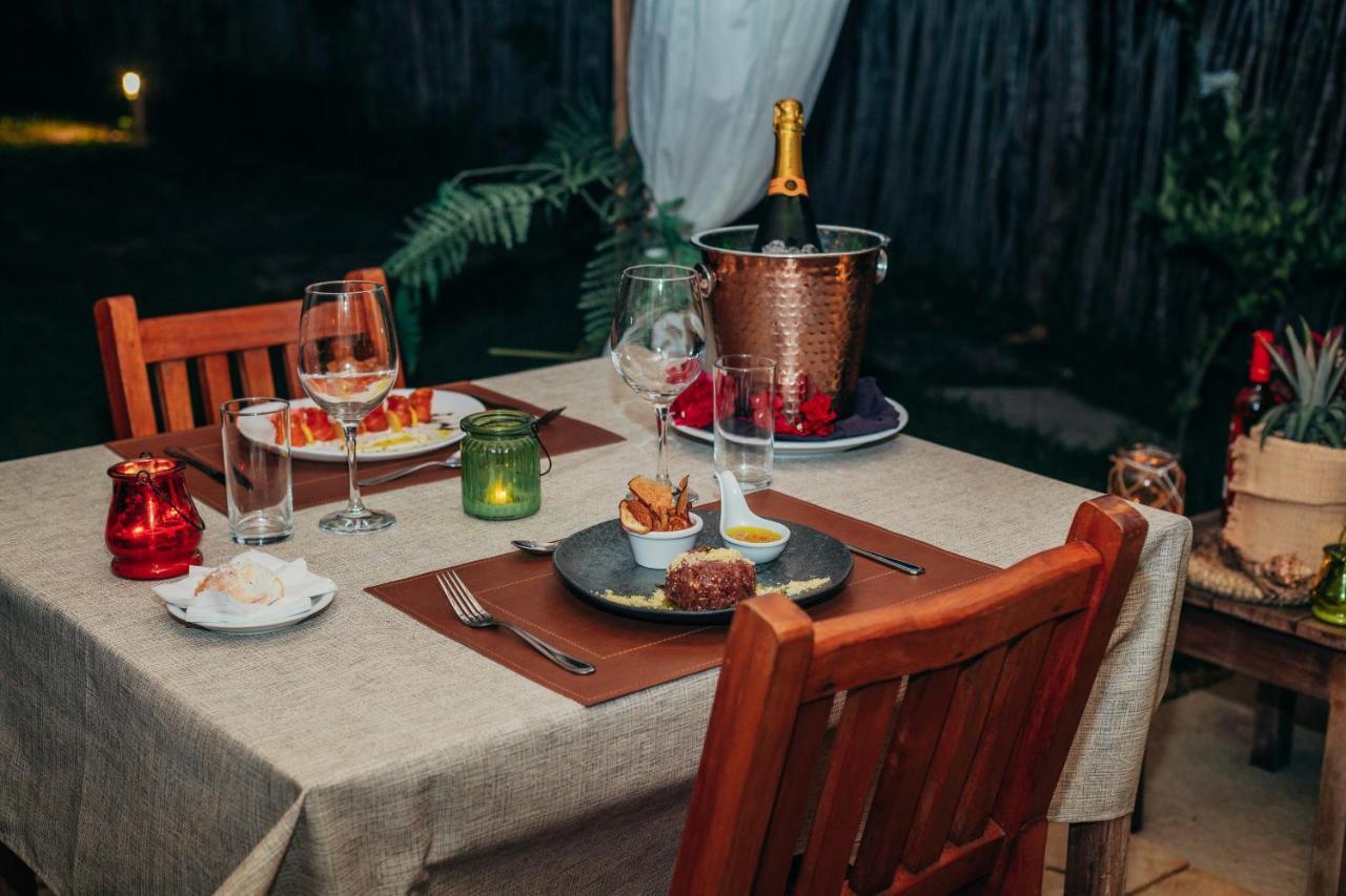 Vila Aty Lodge Атинс Екстериор снимка