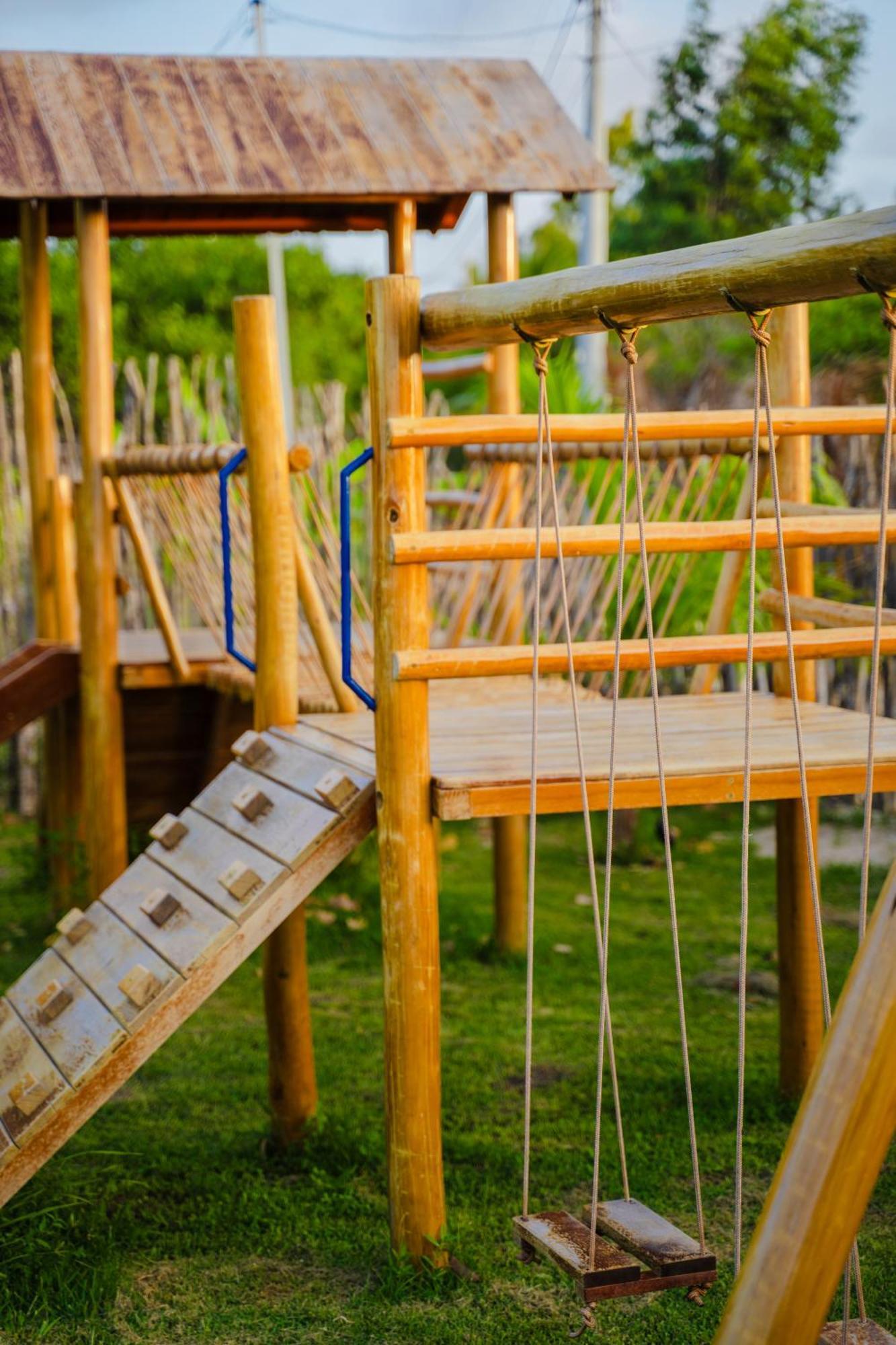 Vila Aty Lodge Атинс Екстериор снимка